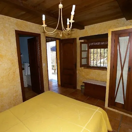 Отель Enrique Calvillo *