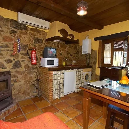 Enrique Calvillo Отель *