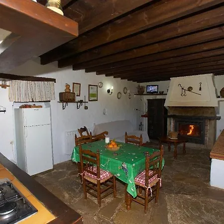 Enrique Calvillo Hotel *