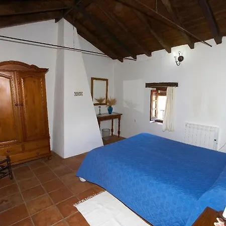 Отель Enrique Calvillo Эль-Боске